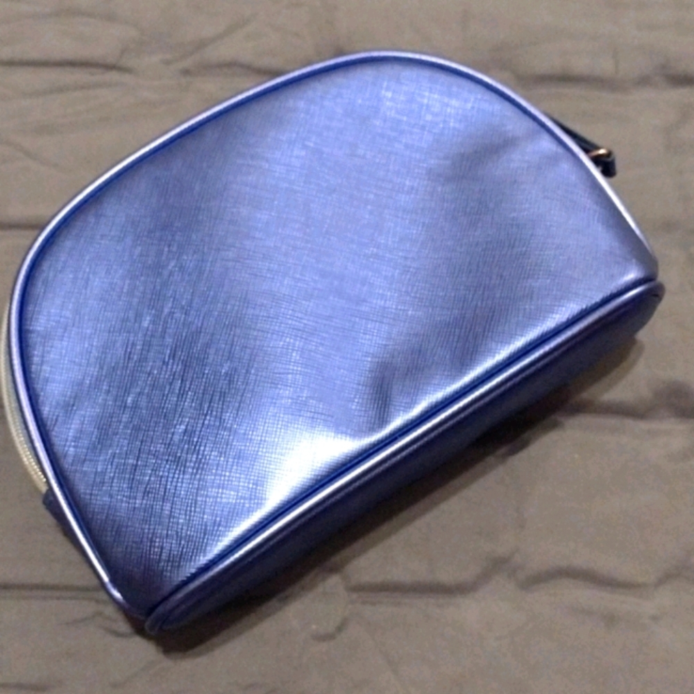 La mer cosmetic bag